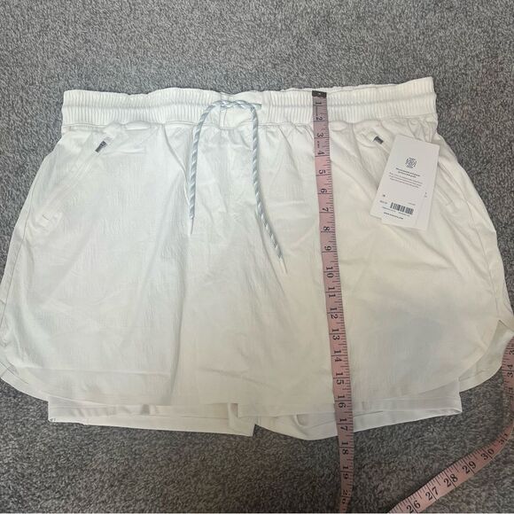 Athleta Trekkie Skort 18, magnolia white - Picture 14 of 15